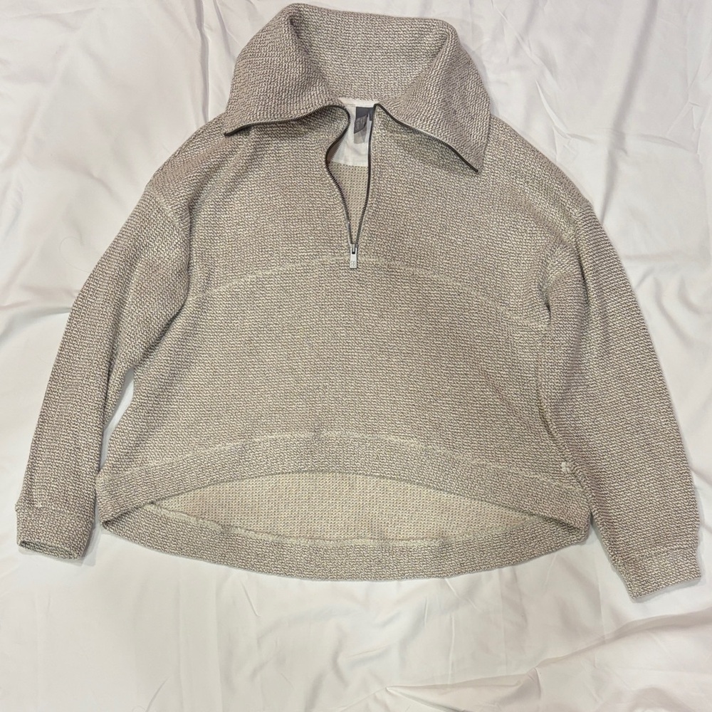 Sweaty Betty Ivory and Gray Marble Restful Boucle Half Zip Cowl Neck Pullover